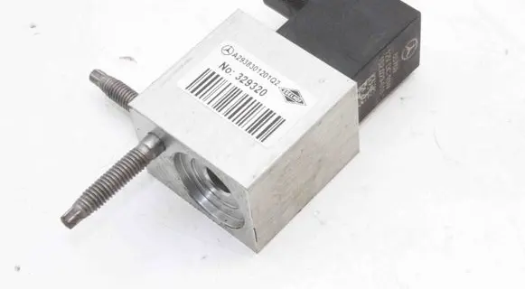 Mercedes-Benz EQB Air conditioning (A/C) expansion valve A2938301201