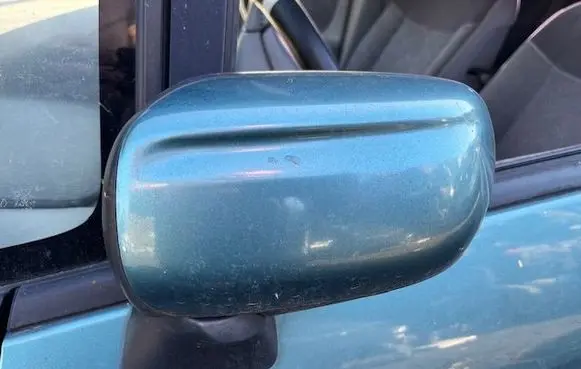 Mazda Premacy Manual wing mirror 