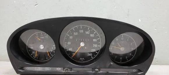 Mercedes-Benz S W116 Speedometer (instrument cluster)