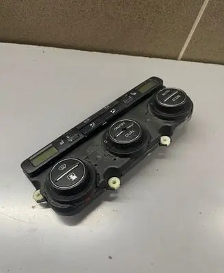 Volkswagen PASSAT B6 Climate control unit 3H0N0