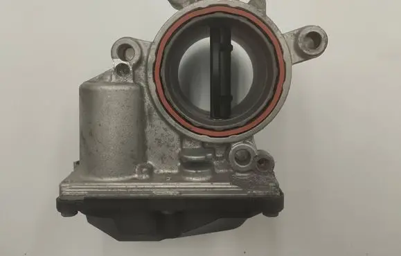 Volkswagen PASSAT B7 Throttle valve 03L128063T A2C83076400 2510142153