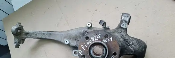 Audi A6 S6 C7 4G Front wheel hub spindle knuckle 8K0407258AA