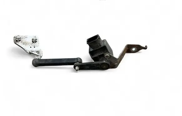 Headlight level adjustment motor