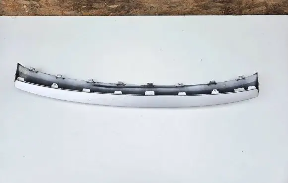 Volvo XC40 Front bumper lip 31407946