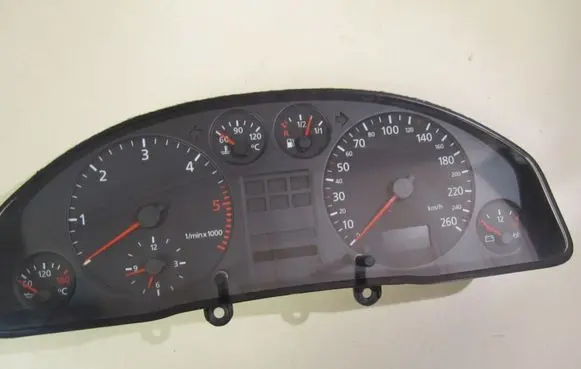 Audi A6 S6 C5 4B Speedometer (instrument cluster) 4B0919860E