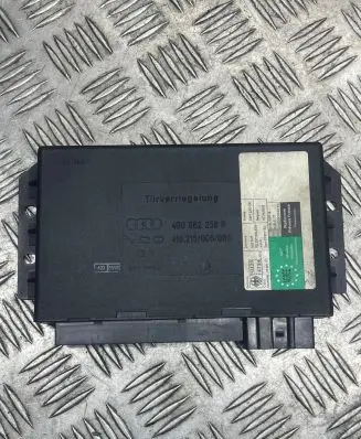 Audi A6 S6 C5 4B Comfort/convenience module 93059193