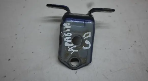 Mazda CX-7 Rear door lower hinge