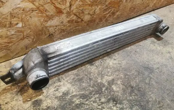 Opel Meriva A Intercooler radiator 52401015 DWT77749H0918 KLHH