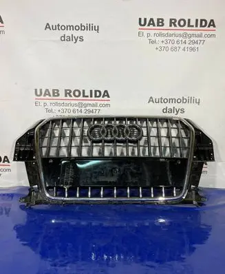 Audi Q3 8U Front bumper upper radiator grill 8U0853653A