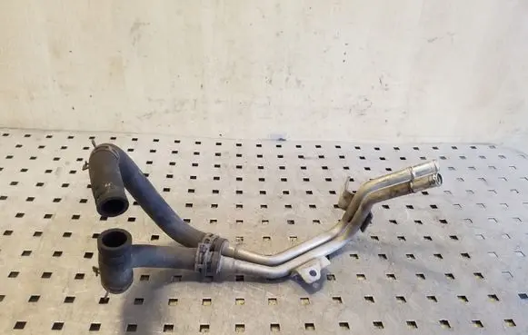 Nissan X-Trail T31 Engine coolant pipe/hose