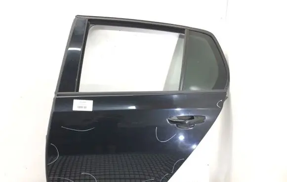 Volkswagen Golf VI Rear door 