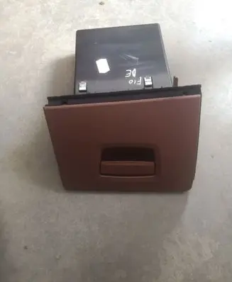 BMW 5 F10 F11 Glove box 9166696