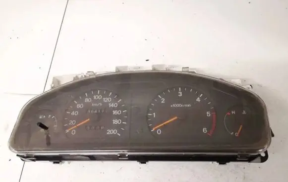 Mitsubishi Galant Speedometer (instrument cluster) mr381828 157390-4523