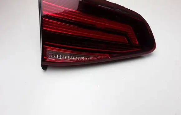 Volkswagen Golf VII Tailgate rear/tail lights 5G0945093AH