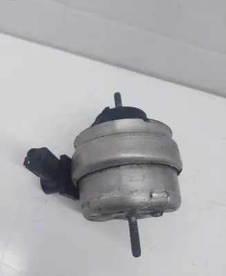 Audi A6 S6 C5 4B Engine mount bracket 8D0199379J
