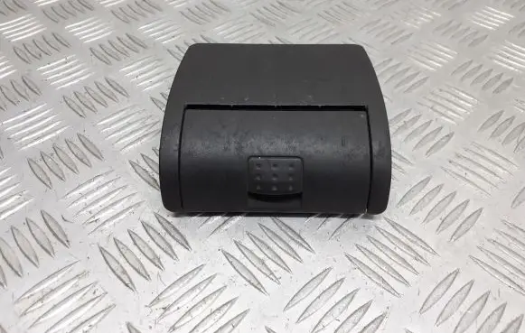 Opel Corsa C Car ashtray 09114445