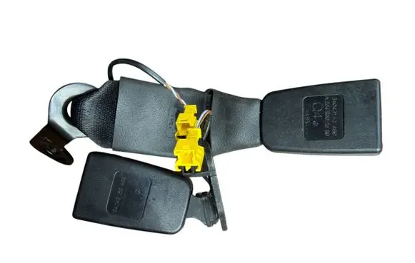 Mercedes-Benz C W204 Rear seatbelt buckle 34043152 A2048602669