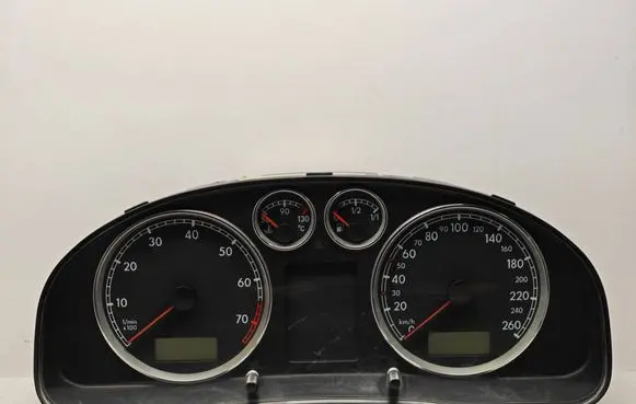 Volkswagen PASSAT B5.5 Speedometer (instrument cluster) 3B0920806 VWZ7Z0A3801945 120601065015