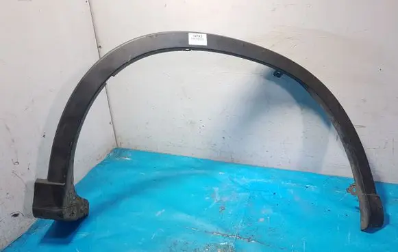Mazda 3 II Fender trim (molding) kd5351w21