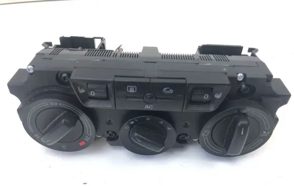 Skoda Octavia Mk2 (1Z) Climate control unit 1Z0820045A 5HB00932401