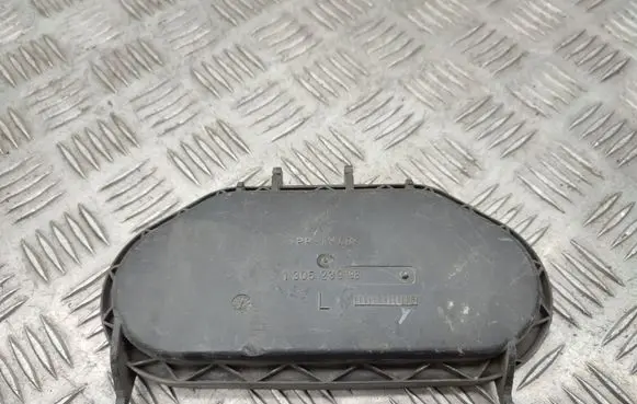Headlight/headlamp dust cover