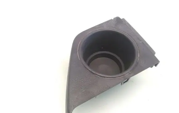 Volvo XC90 Cup holder back 