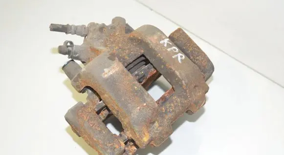 BMW 2 F22 F23 Front brake caliper 6857687 34116850971 6850971