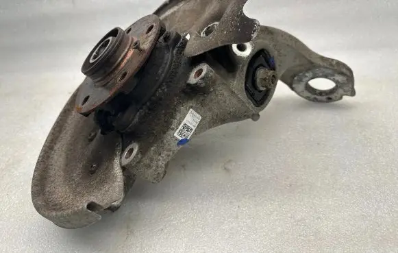 Audi A6 S6 C7 4G Rear wheel hub 8R0505431F