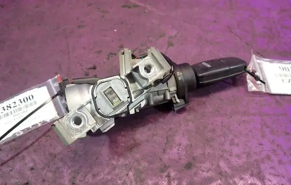 Audi A3 S3 A3 Sportback 8P Ignition lock 1K0905851B