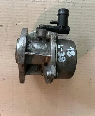 Renault Scenic I Vacuum pump 8200072985