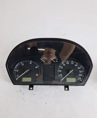 Speedometer (instrument cluster)