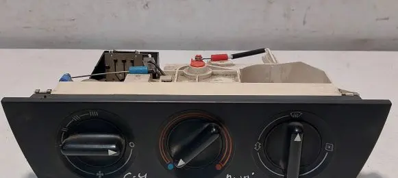 Audi A6 S6 C4 4A Climate control unit 4A0959511