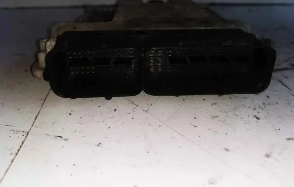 Volkswagen Golf Plus Engine control unit/module 03G906016R 0281012220 1039S08844