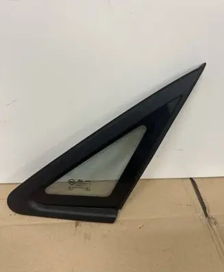 Hyundai i30 Rear side window 