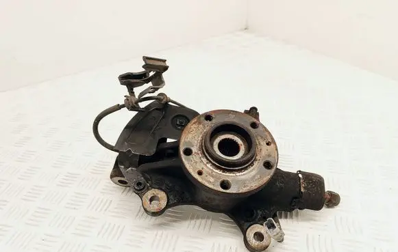 Peugeot Expert Front wheel hub