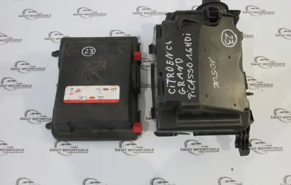 Peugeot 3008 II Fuse module 9678633380