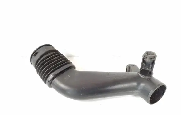 Chrysler 300C Air intake duct part 68137236AB 99401144A