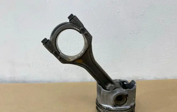 Opel Astra K Piston 0687776302 PK70