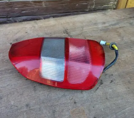 Mitsubishi Space Star Tailgate rear/tail lights