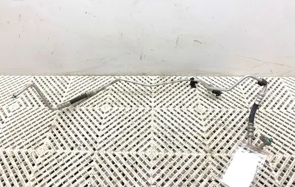 Hyundai ix20 Air conditioning (A/C) pipe/hose