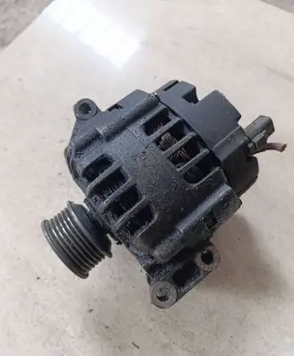 Renault Laguna I Generator/alternator 8200030635
