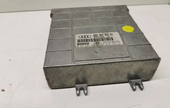 Audi A3 S3 8L Engine control unit/module 8D0907557HX 0261203941 26SA4679