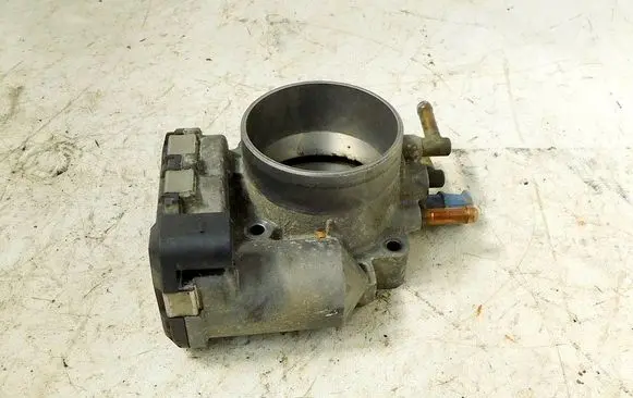 Audi A4 S4 B6 8E 8H Throttle body valve 0280750030 192494