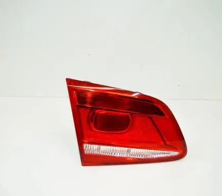 Volkswagen PASSAT B7 Tailgate rear/tail lights 3AE945093K