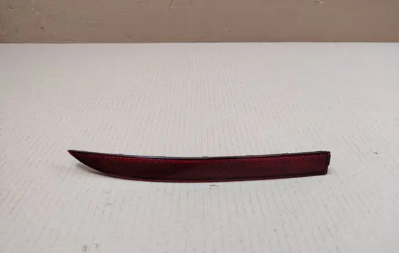 Porsche Taycan 9J1 Rear tail light reflector 9J1945104E 24987202