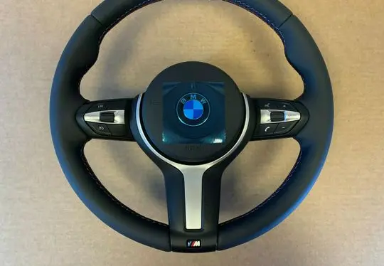 BMW X4 F26 Steering wheel 32307847455 32307848339