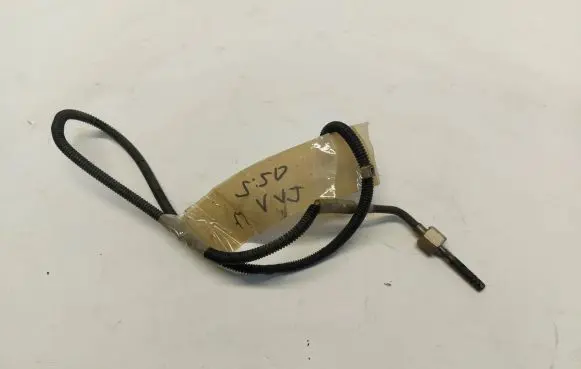 Mercedes-Benz CLA C117 X117 W117 Exhaust gas temperature sensor a0009058501