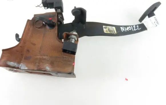 Hyundai i10 Clutch pedal 32802B9000