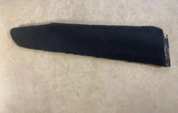 Volkswagen Touareg I Centre console side trim rear 7L0881472
