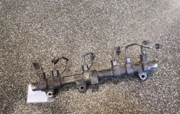Alfa Romeo 156 Fuel main line pipe 0445215005